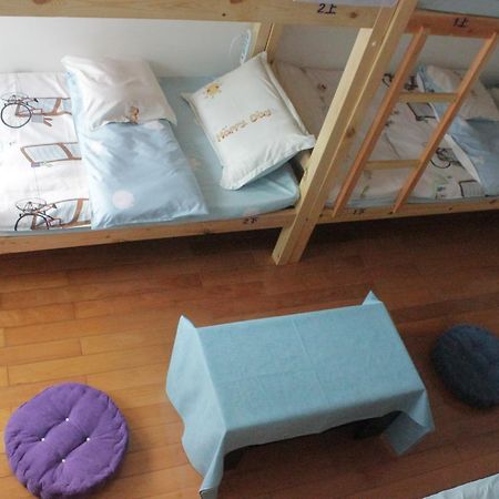 Xiang Zuo Xiang You International Youth Hostel Шанхай Екстер'єр фото